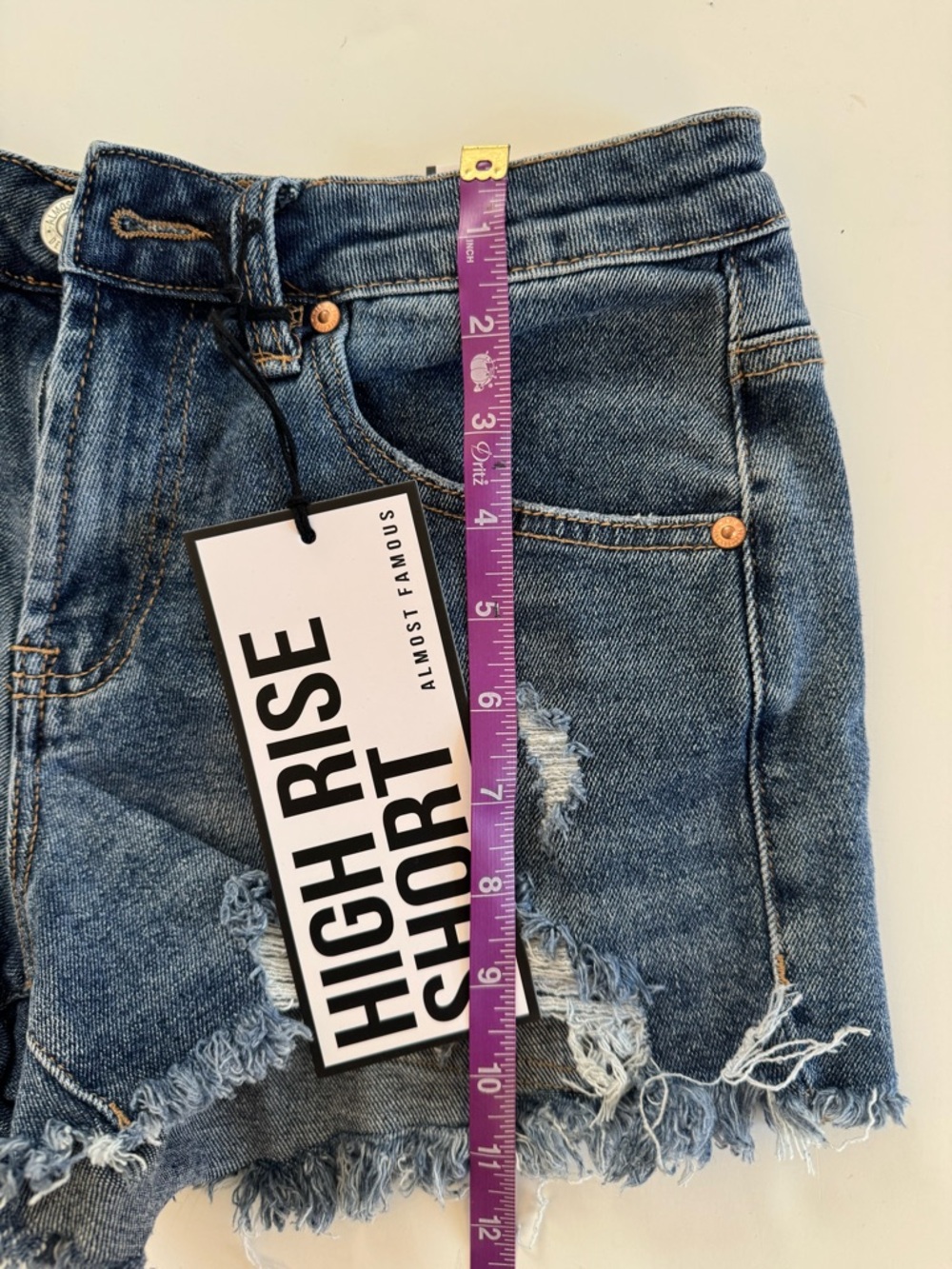 Frayed Hem Distressed Denim Shorts - Blue 1 - Picture 4 of 6